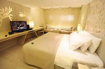 Waling-waling Beach 5* Boracay Island