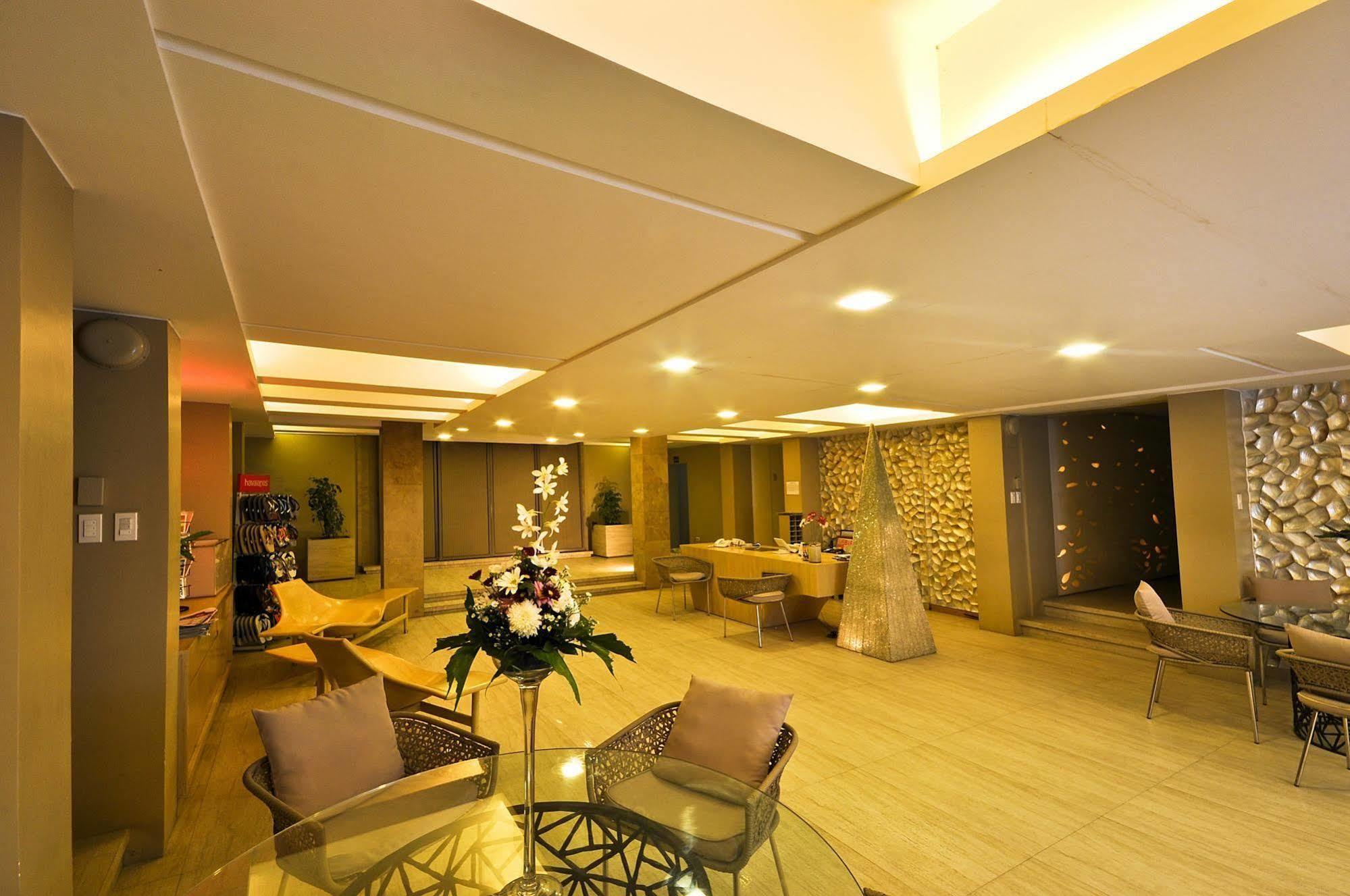 Waling-waling Beach Hotel 5*