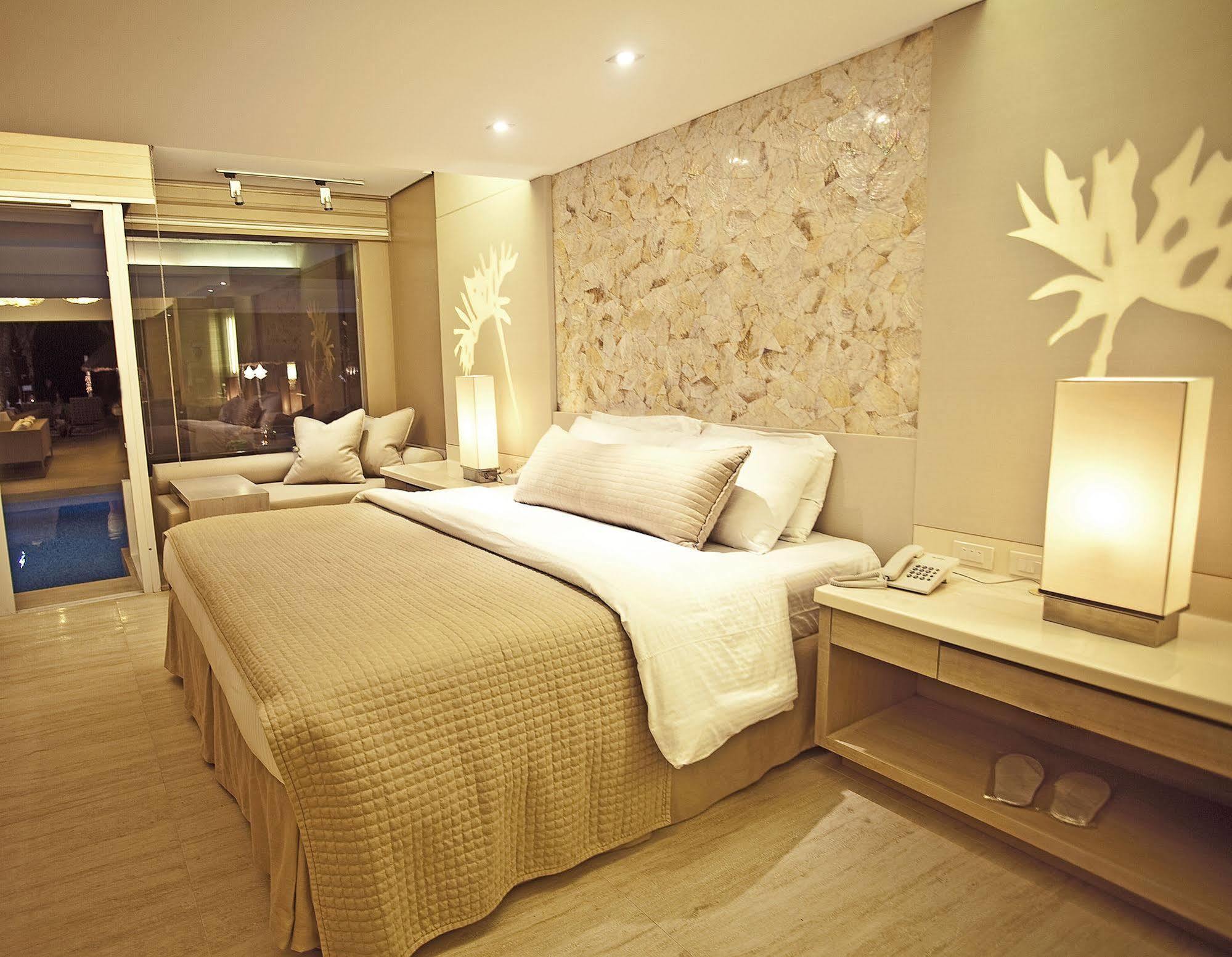 Waling-waling Beach Hotel 5*