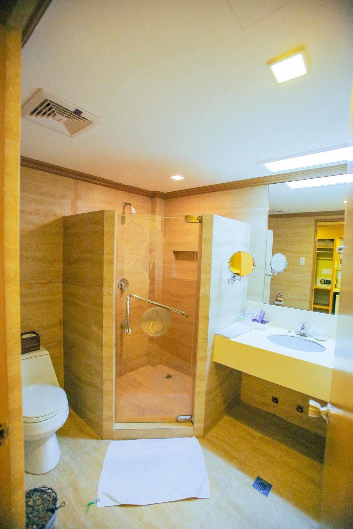Waling-waling Beach 5* Boracay Island