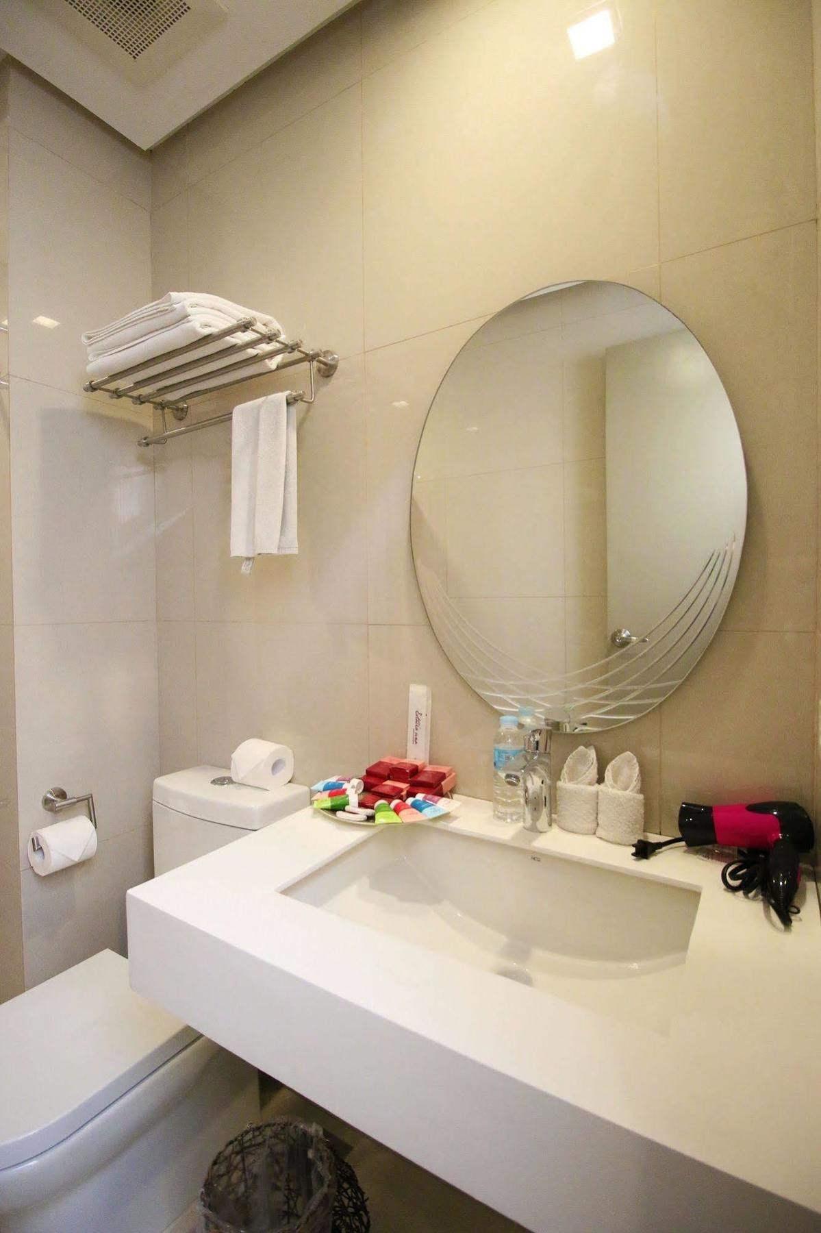 Waling-waling Beach Hotel