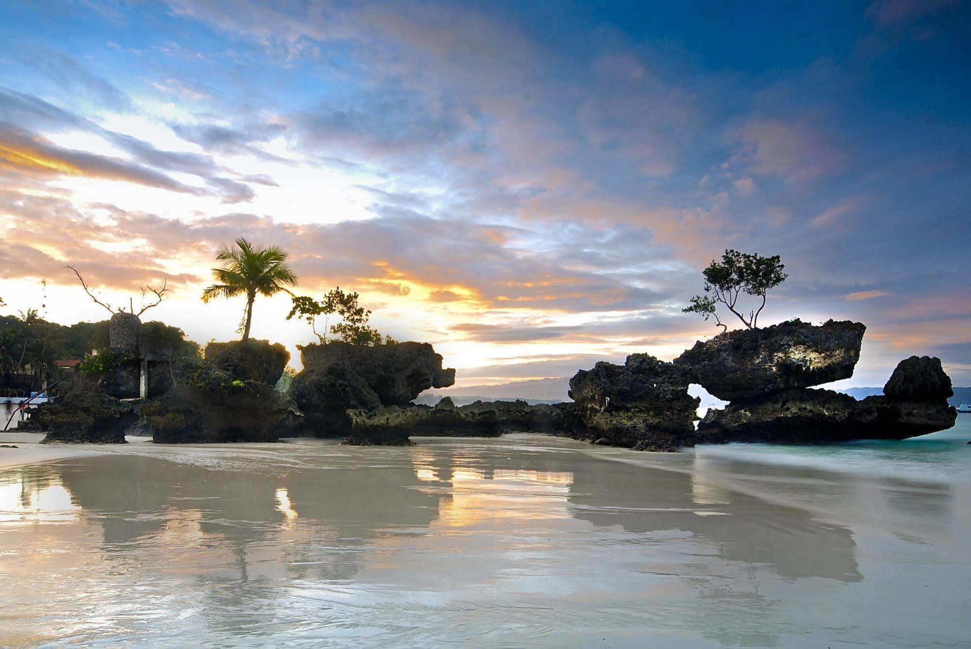 Waling-waling Beach 5*
