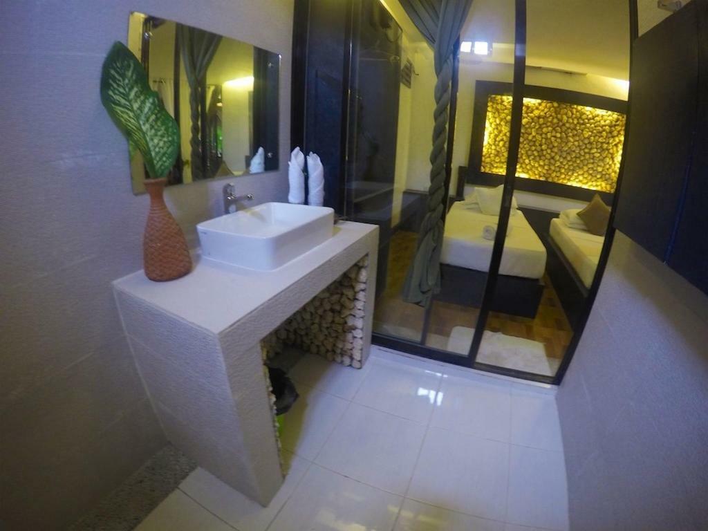Diwata And Bed & Breakfast Boracay Island